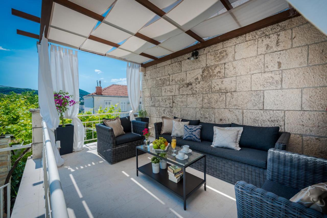 Superior Stunning Apartment Gravosa With A Free Parking Дубровник Экстерьер фото